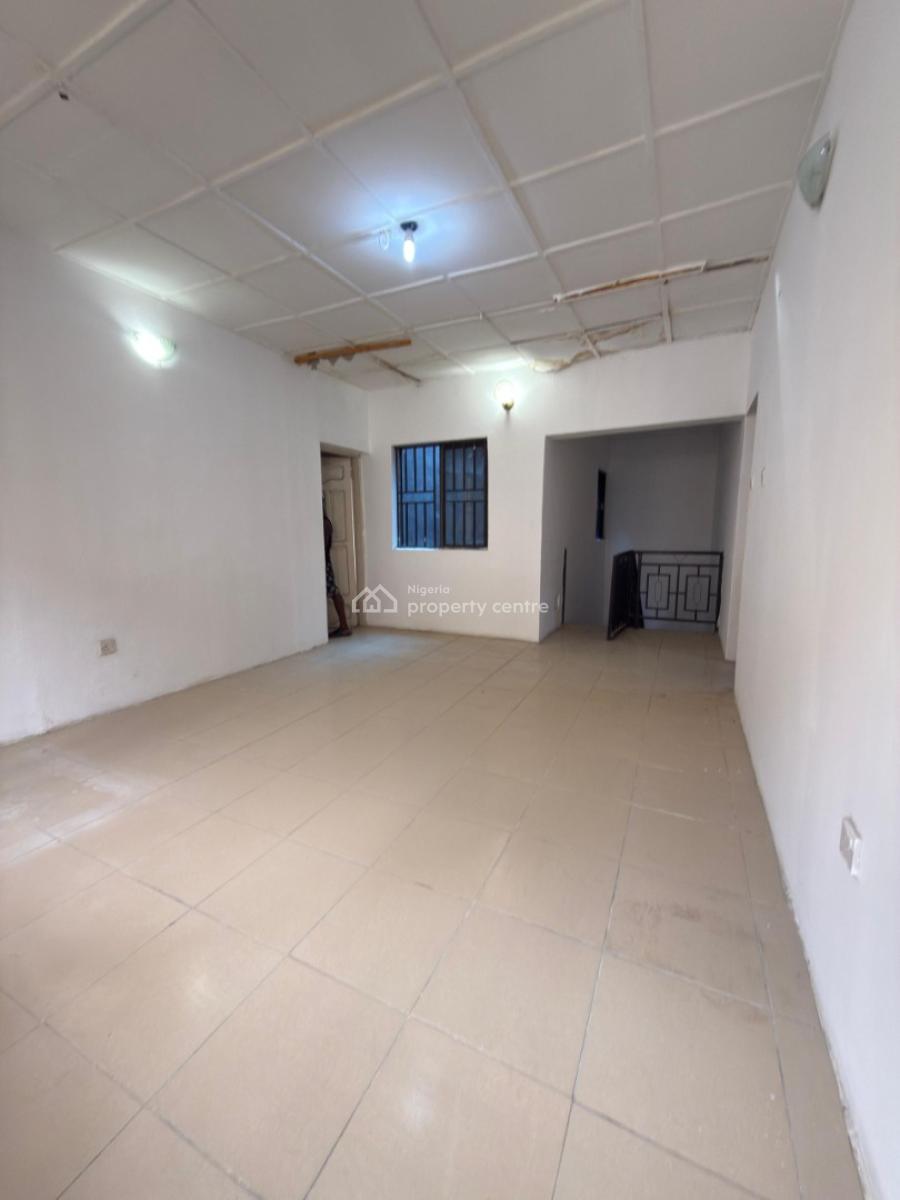 5 Bedroom Semi-detached Duplex + 2 Mini Flats, Lekki Phase 1, Lekki, Lagos, Semi-detached Duplex for Rent