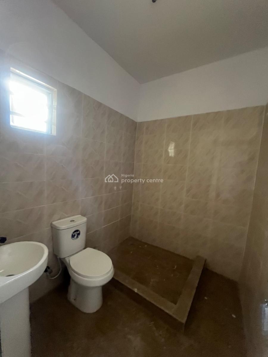 2bedroom Flat, Muniru Estate, Ogombo, Ajah, Lagos, Flat / Apartment for Rent