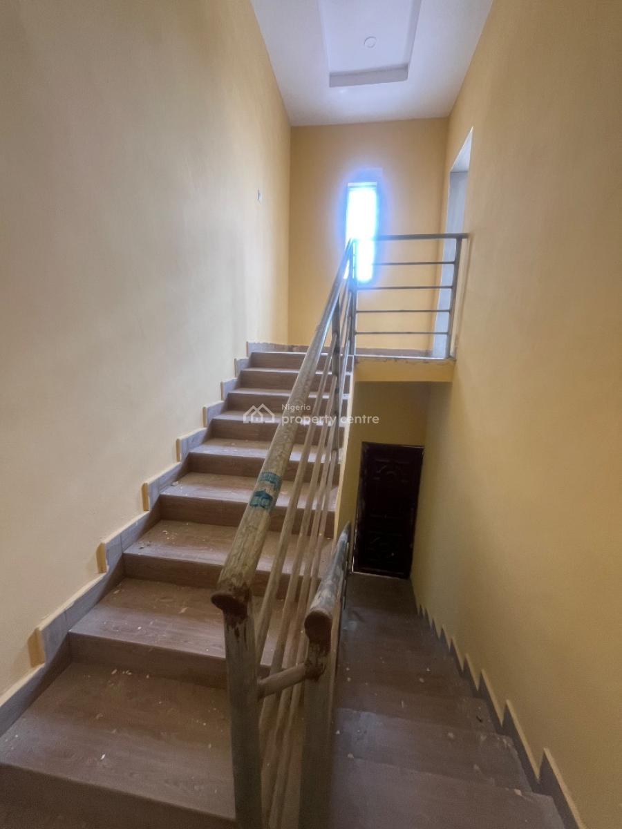 2bedroom Flat, Muniru Estate, Ogombo, Ajah, Lagos, Flat / Apartment for Rent