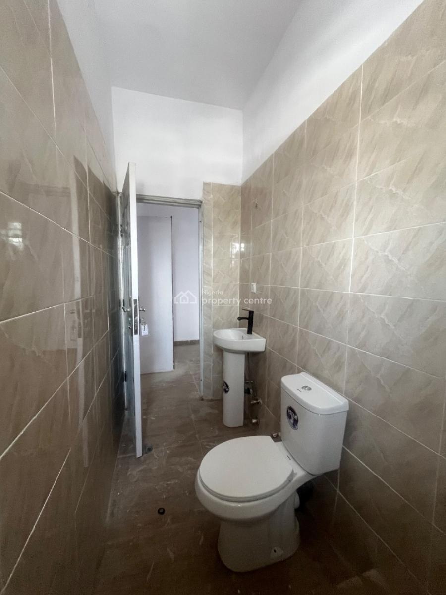 2bedroom Flat, Muniru Estate, Ogombo, Ajah, Lagos, Flat / Apartment for Rent