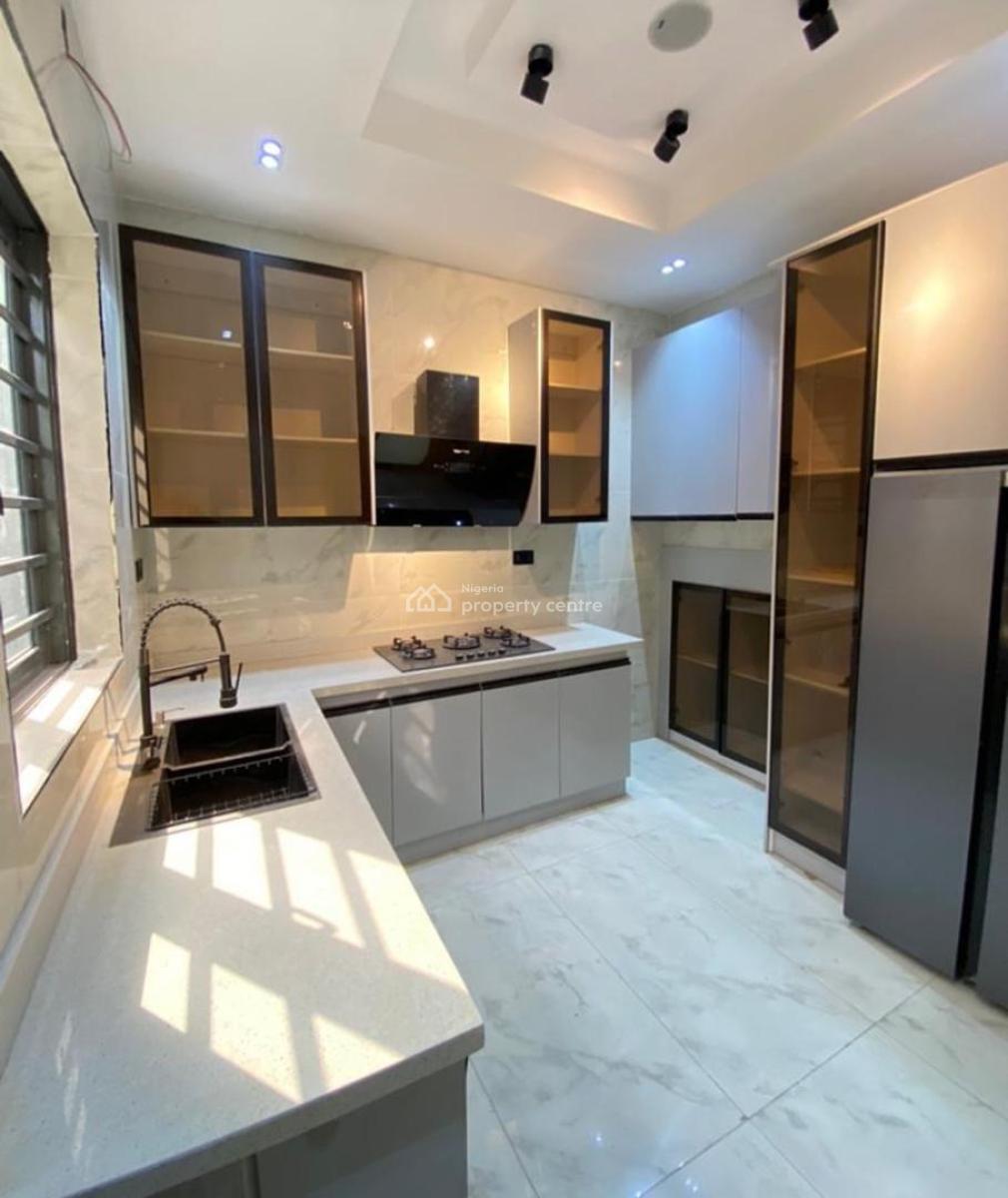 5 Bedroom Semi Detached Duplex, Lekki Phase 1, Lekki, Lagos, Semi-detached Duplex for Sale