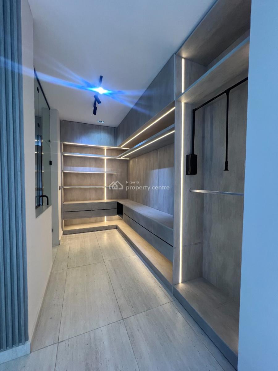 Contemporary Brand New 2 Bedroom Penthouse with Gym & Swimming Pool, Lekki Phase 1, Lekki, Lagos, Flat / Apartment for Sale