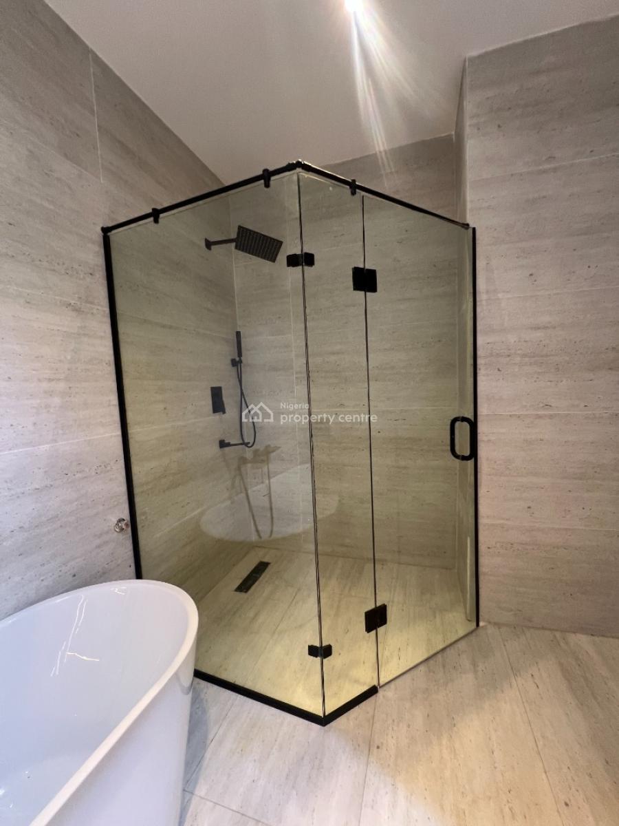 Contemporary Brand New 2 Bedroom Penthouse with Gym & Swimming Pool, Lekki Phase 1, Lekki, Lagos, Flat / Apartment for Sale