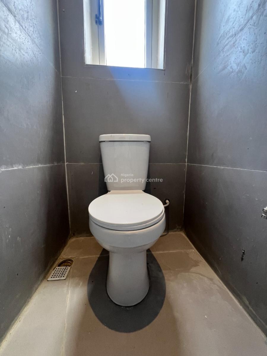 Contemporary Brand New 2 Bedroom Penthouse with Gym & Swimming Pool, Lekki Phase 1, Lekki, Lagos, Flat / Apartment for Sale