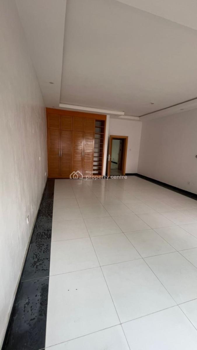 Spacious Serviced 3 Bedroom Apartment with Pool, Gym, Chevron Tollgate, Lekki Phase 1, Lekki, Lagos, Flat / Apartment for Rent