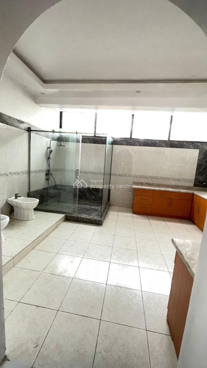 Spacious Serviced 3 Bedroom Apartment with Pool, Gym, Chevron Tollgate, Lekki Phase 1, Lekki, Lagos, Flat / Apartment for Rent