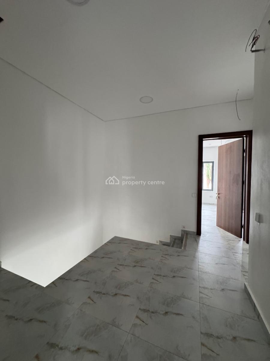 4bedroom Terrace with Bq, Lekki Phase 1, Lekki, Lagos, Terraced Duplex for Rent