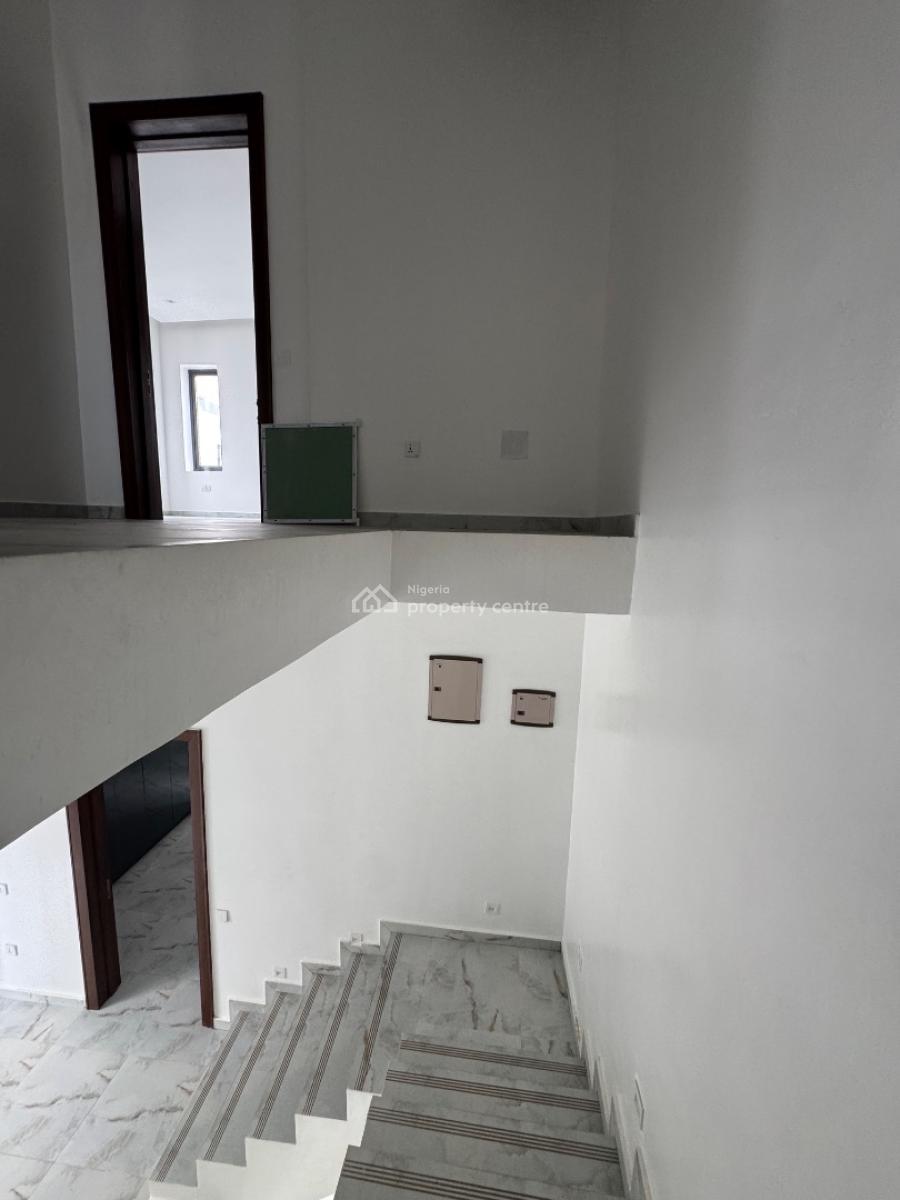 4bedroom Terrace with Bq, Lekki Phase 1, Lekki, Lagos, Terraced Duplex for Rent