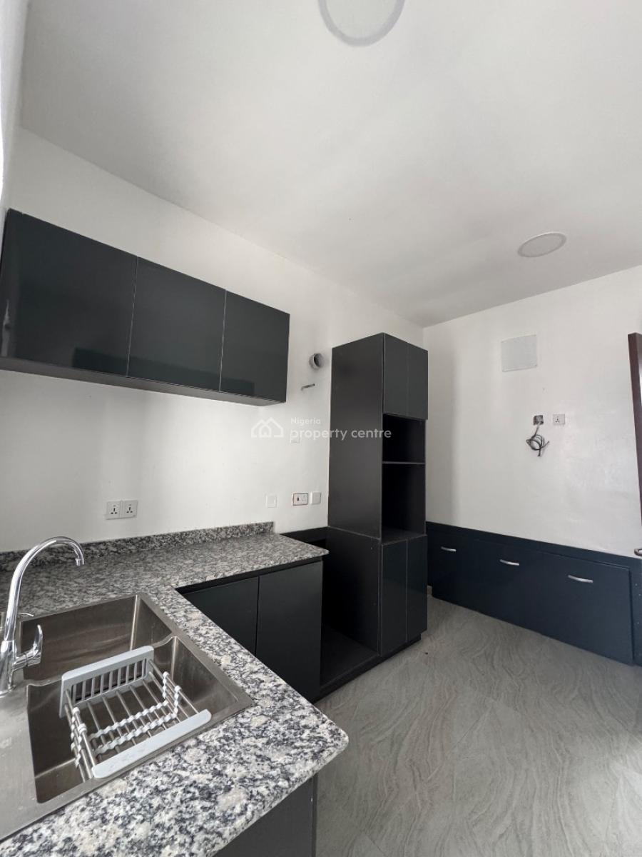 4bedroom Terrace with Bq, Lekki Phase 1, Lekki, Lagos, Terraced Duplex for Rent