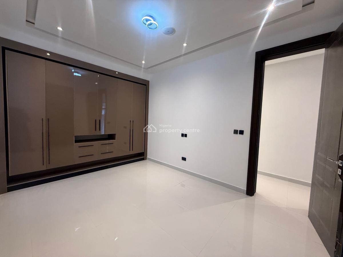 5 Bedroom Detached Available, Ikota, Lekki, Lagos, Detached Duplex for Sale