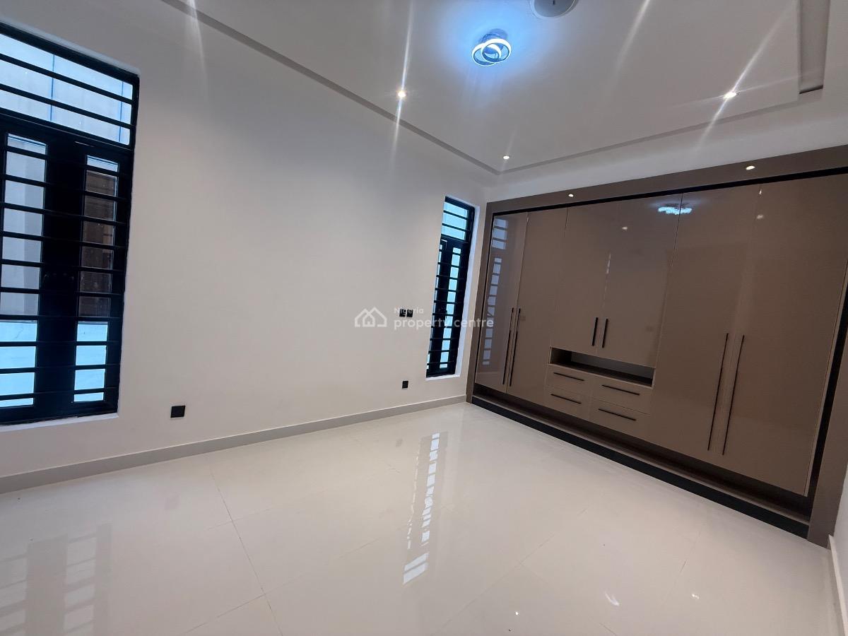 5 Bedroom Detached Available, Ikota, Lekki, Lagos, Detached Duplex for Sale