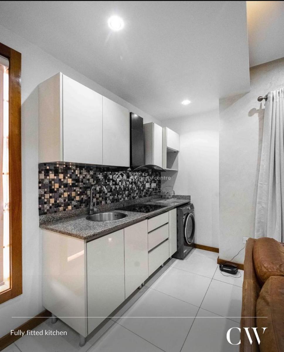 1 Bedroom Apartment, Lekki Phase 1, Lekki, Lagos, Flat / Apartment for Sale