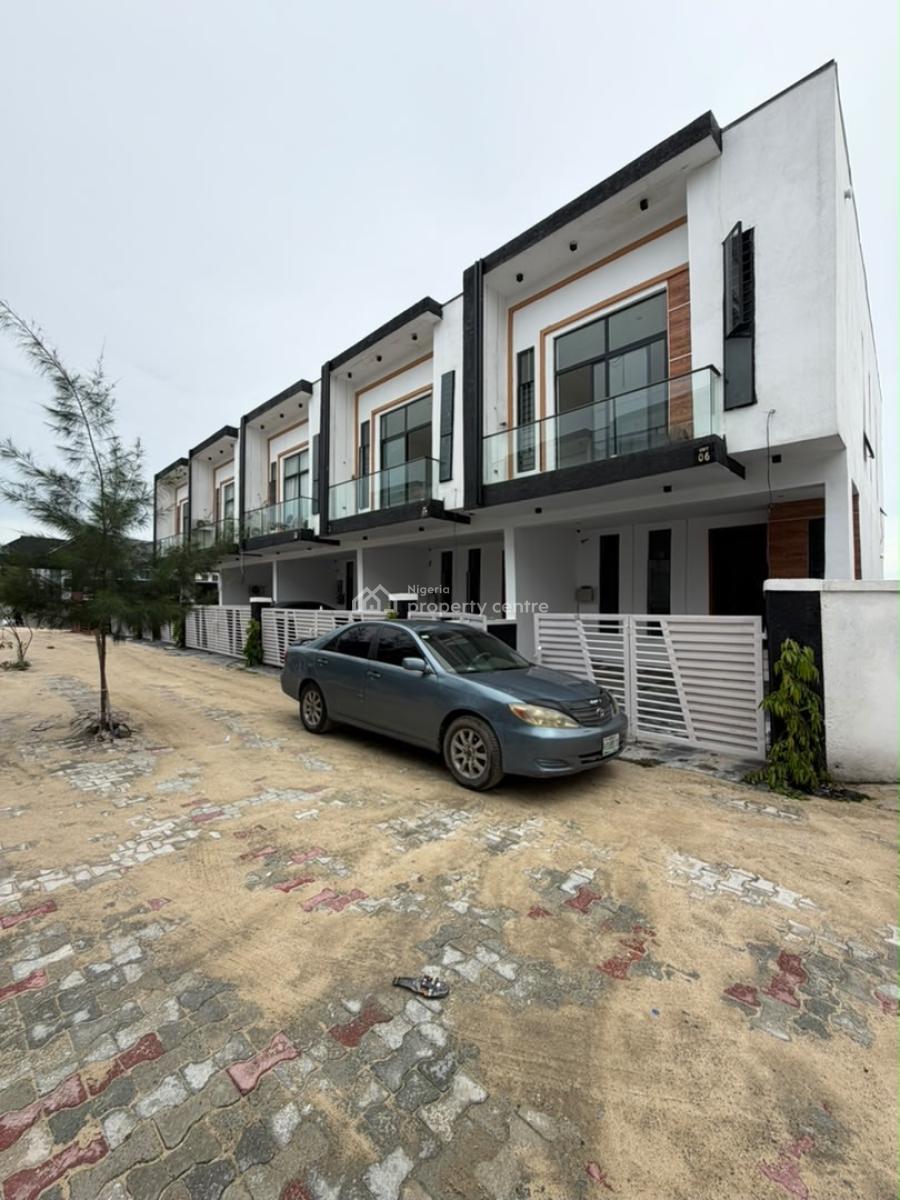 Well-appointed 4-bedroom Duplex with Bq in a Secure Ikota Estate, Well-appointed 4-bedroom Duplex with Bq in a Secure Ikota Estate, Lekki, Lagos, Terraced Duplex for Sale