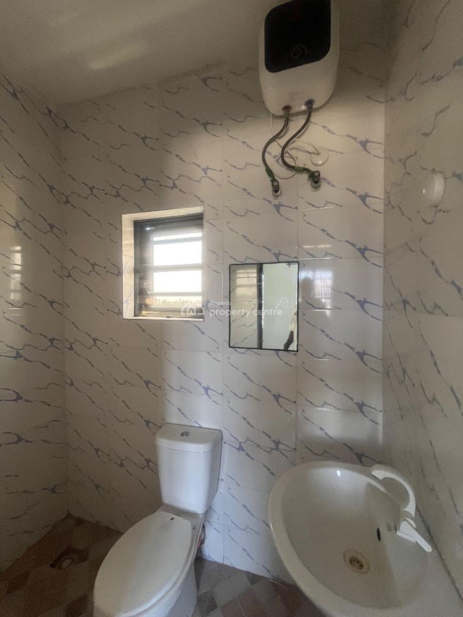 2bedroom Flat, Newton Estate, Ogombo, Ajah, Lagos, Flat / Apartment for Rent