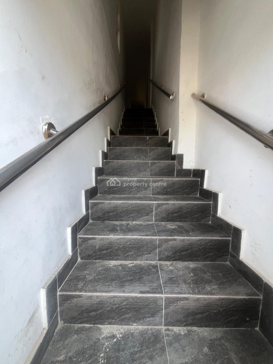 2bedroom Flat, Newton Estate, Ogombo, Ajah, Lagos, Flat / Apartment for Rent