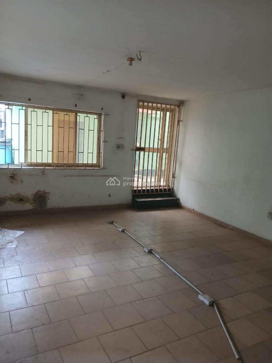 3 Bedroom Flat for Office Use with 2 Toilets, Off Toyin Street, Ikeja, Lagos, Flat / Apartment for Rent