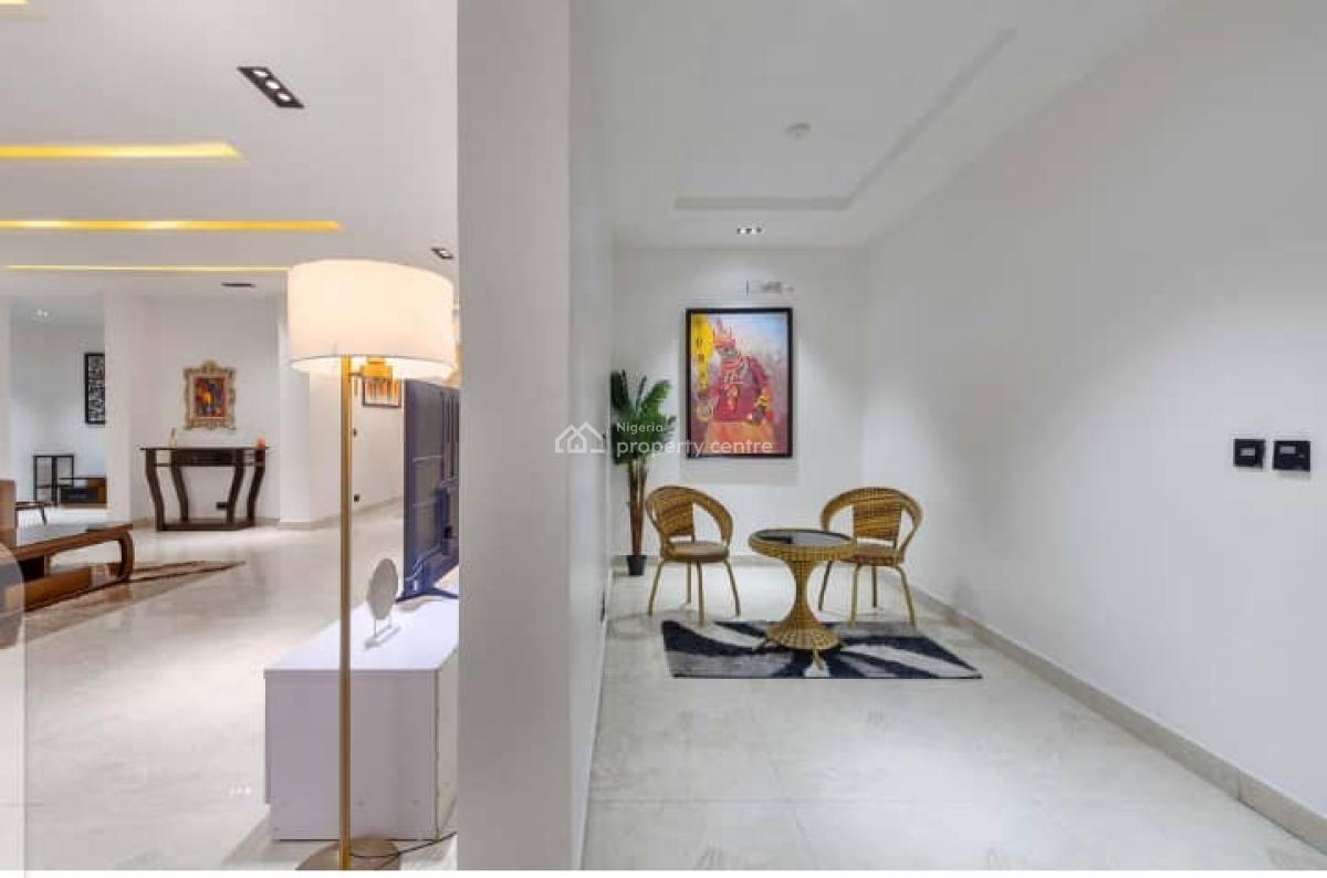 Newly Luxury 3 Bedroom Apartment with Ps5 & Snooker Netflix/prime, Lekki Phase 1, Lekki, Lagos, Flat / Apartment Short Let