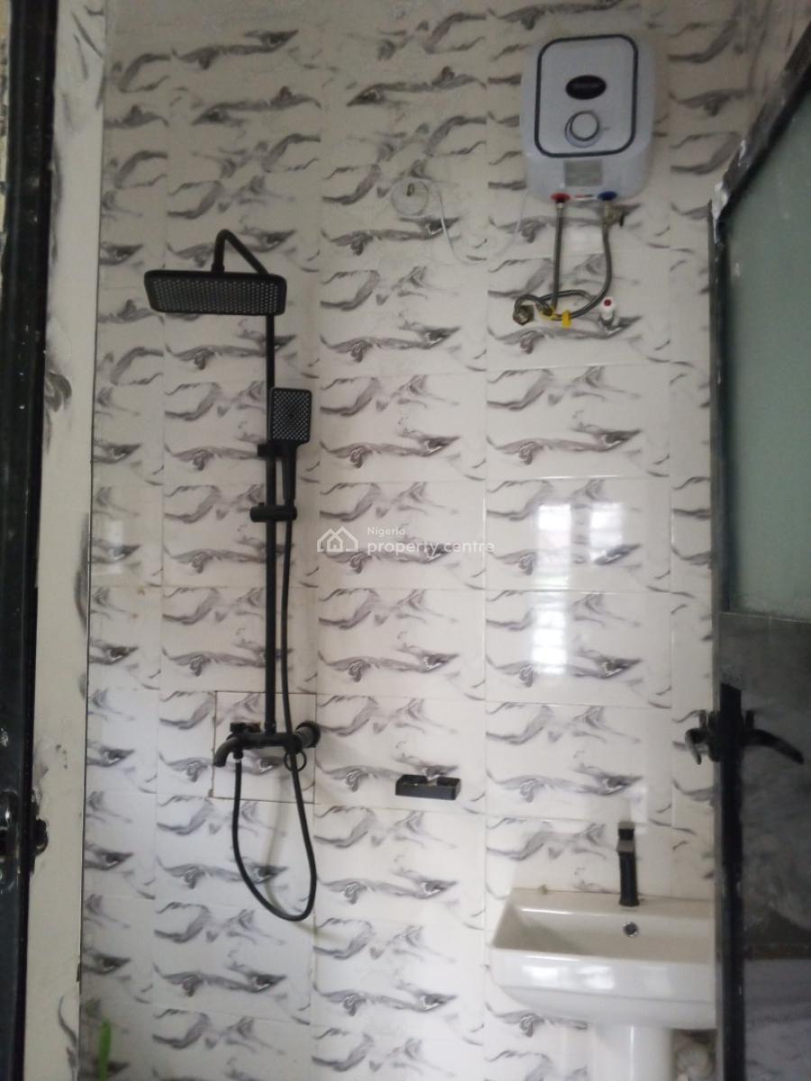 Luxury Newly Built 2 Bedroom, Hotel Bus Stop Bucknor Estate, Isolo, Lagos, Flat / Apartment for Rent