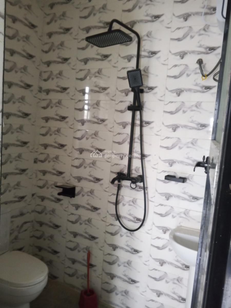Luxury Newly Built 2 Bedroom, Hotel Bus Stop Bucknor Estate, Isolo, Lagos, Flat / Apartment for Rent