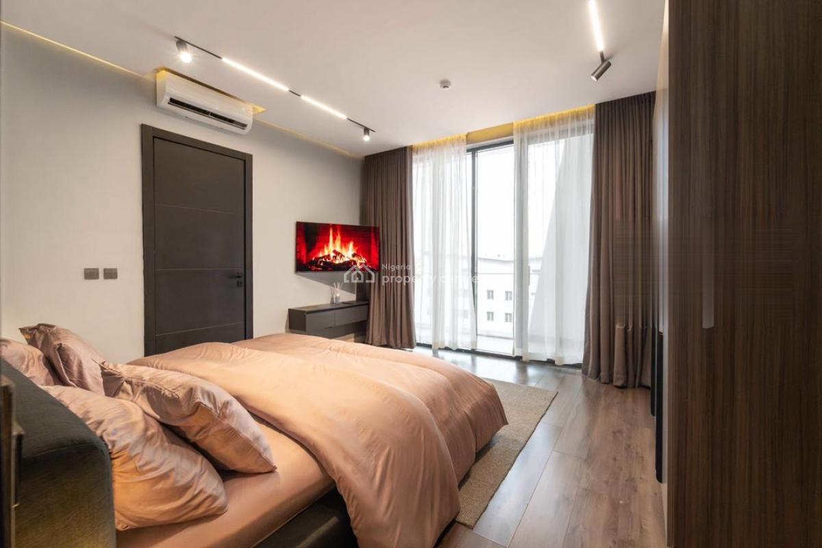 Newly Luxury 3 Bedroom Apartment with Ps5 & Snooker Netflix/prime, Lekki Phase 1, Lekki, Lagos, House Short Let
