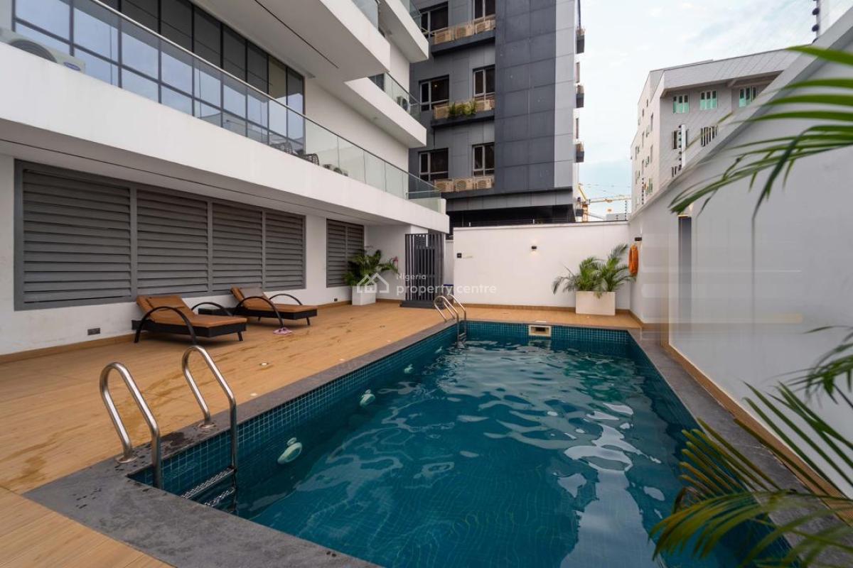 Newly Luxury 3 Bedroom Apartment with Ps5 & Snooker Netflix/prime, Lekki Phase 1, Lekki, Lagos, House Short Let