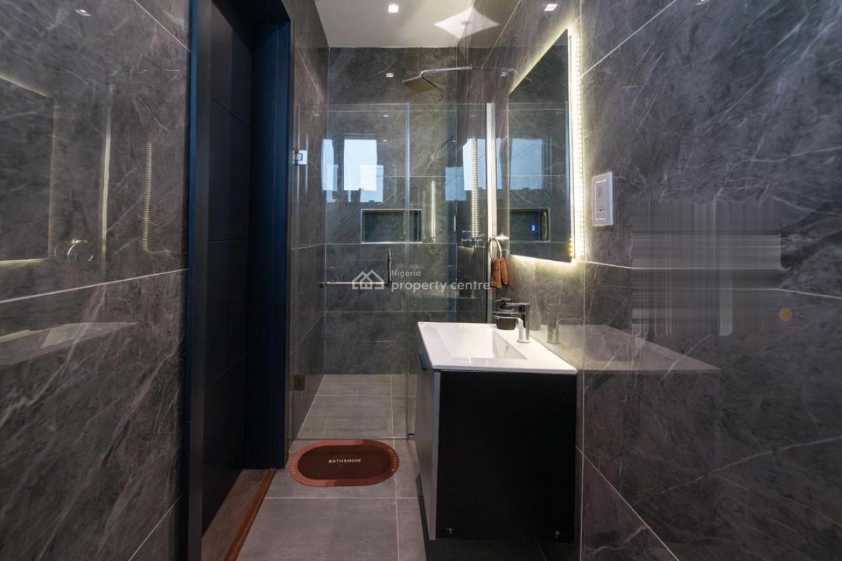 Newly Luxury 3 Bedroom Apartment with Ps5 & Snooker Netflix/prime, Lekki Phase 1, Lekki, Lagos, House Short Let