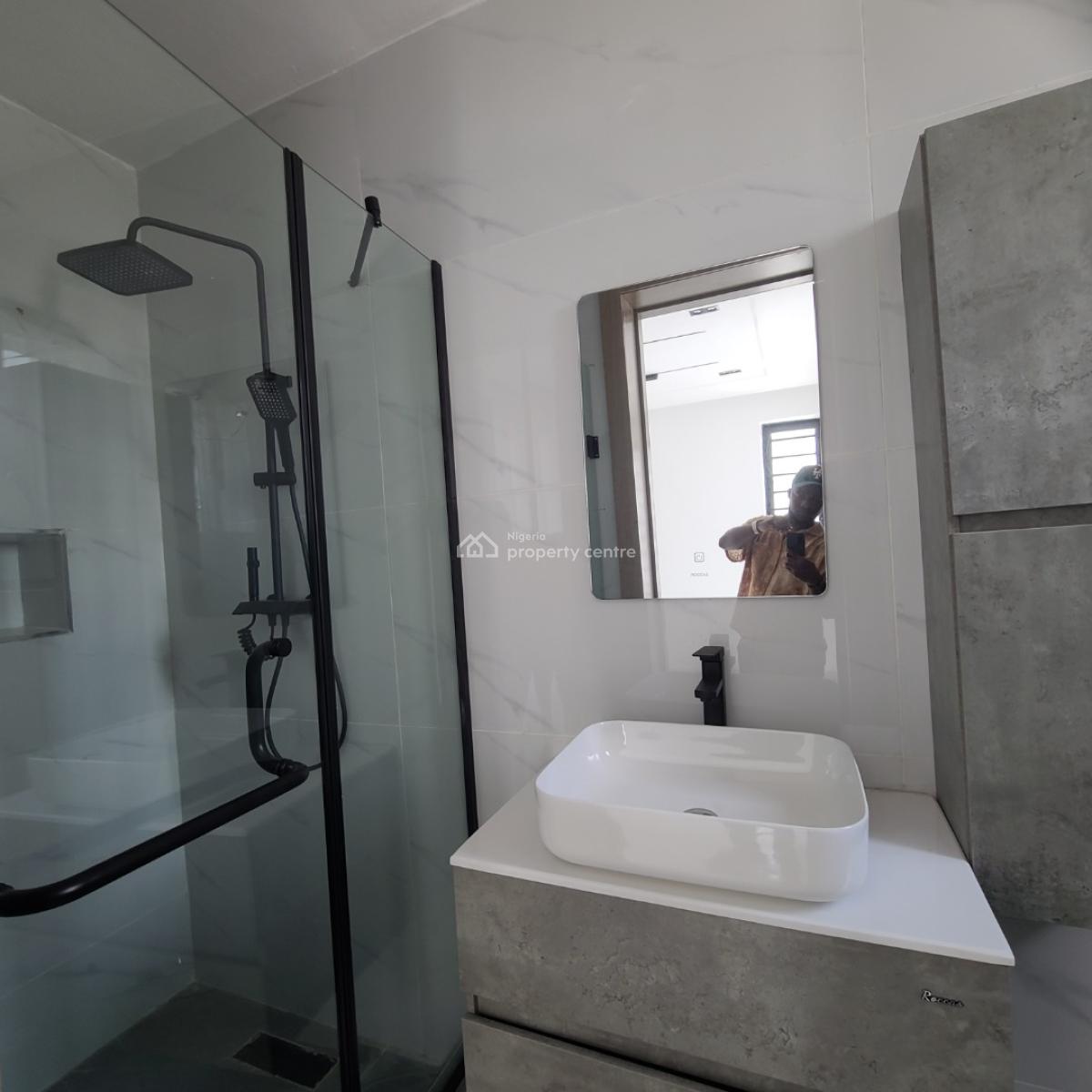 5bedroom Semi Detached Duplex, Vgc, Lekki, Lagos, Semi-detached Duplex for Sale