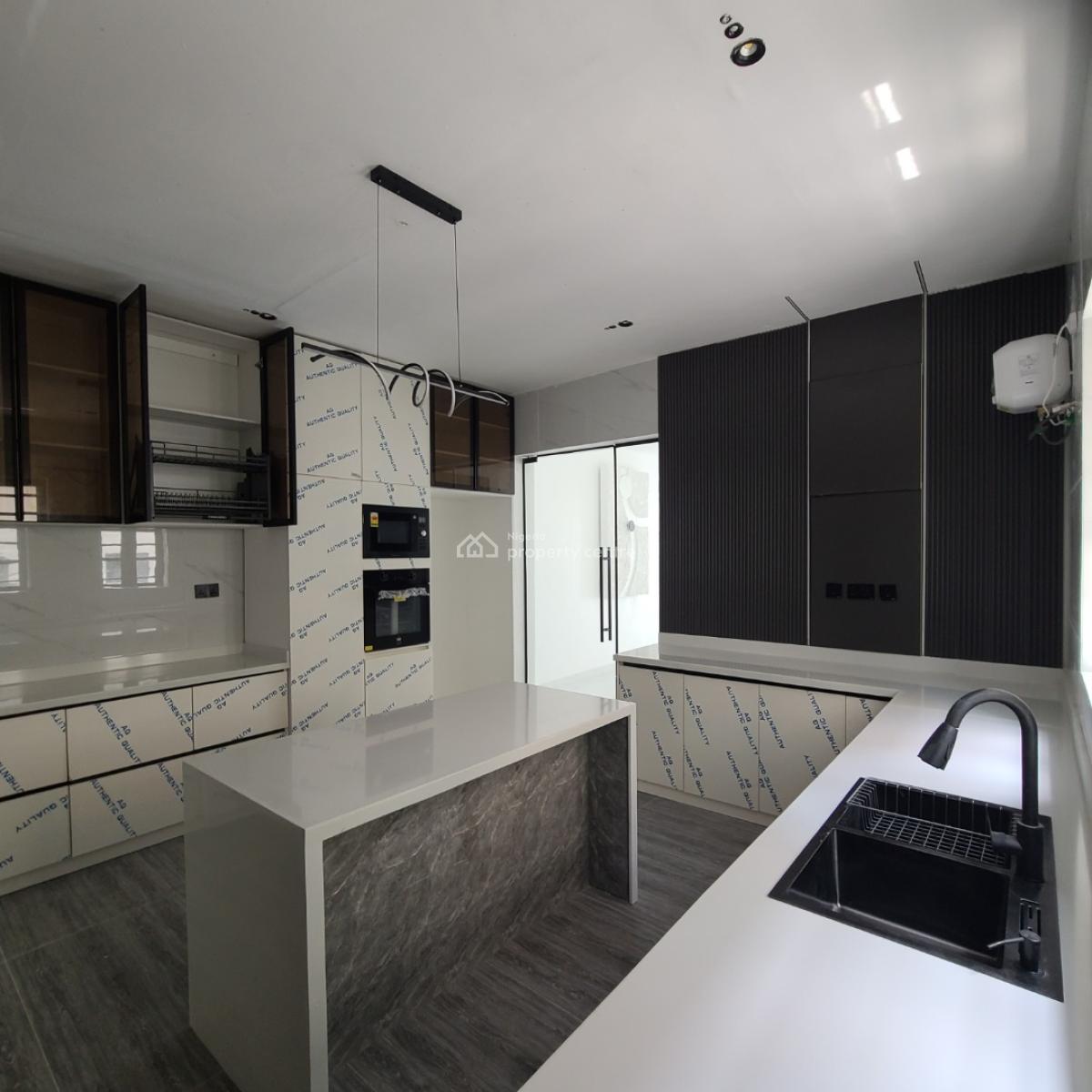 5bedroom Semi Detached Duplex, Vgc, Lekki, Lagos, Semi-detached Duplex for Sale