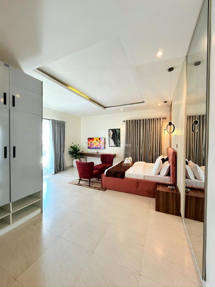 a Very Sweet and Spacious Stand Alone Apartment Located in a Serene a, Lekki Phase 2, Lekki, Lagos, Flat / Apartment Short Let