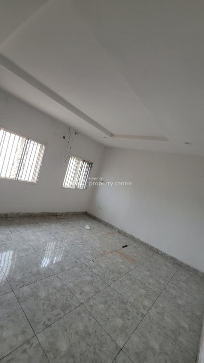 Standard Newly Refurbished Three(3) Bedrooms Apartment!, Ivm Haruna Street,  Utako Abuja., Utako, Abuja, Flat / Apartment for Rent
