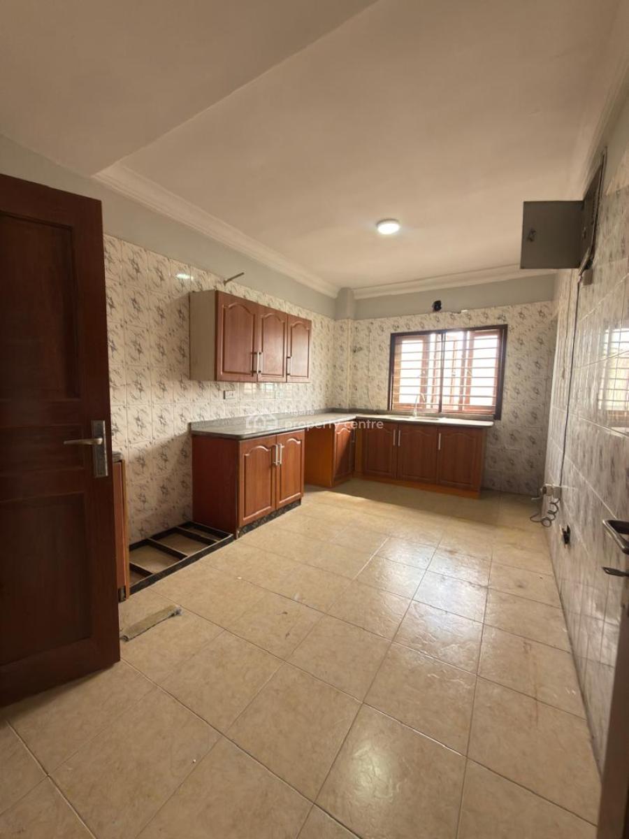 3 Bedroom Flat + Bq, Lekki Phase 1, Lekki, Lagos, Flat / Apartment for Rent