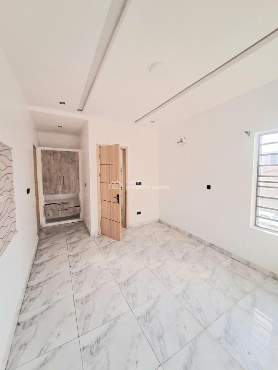 Well Built 2 Bedroom Apartment with Pool and Gym House, By Ilasan, Ikate, Lekki, Lagos, Flat / Apartment for Rent