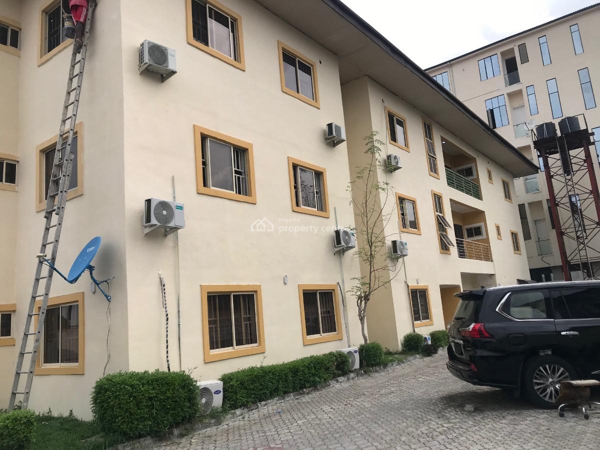Self Service Spacious 3 Bedroom Flat, Awudu Epkegha Boulevard, Lekki Phase 1, Lekki, Lagos, Flat / Apartment for Rent