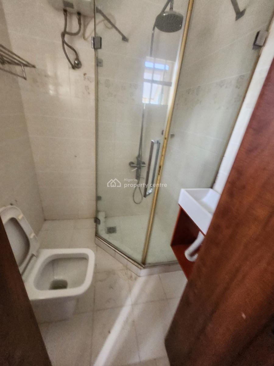 Clean Service 2 Bedroom Flat,2nd Floor, By Panama ( Tarred Rd), Maitama District, Abuja, Flat / Apartment for Rent