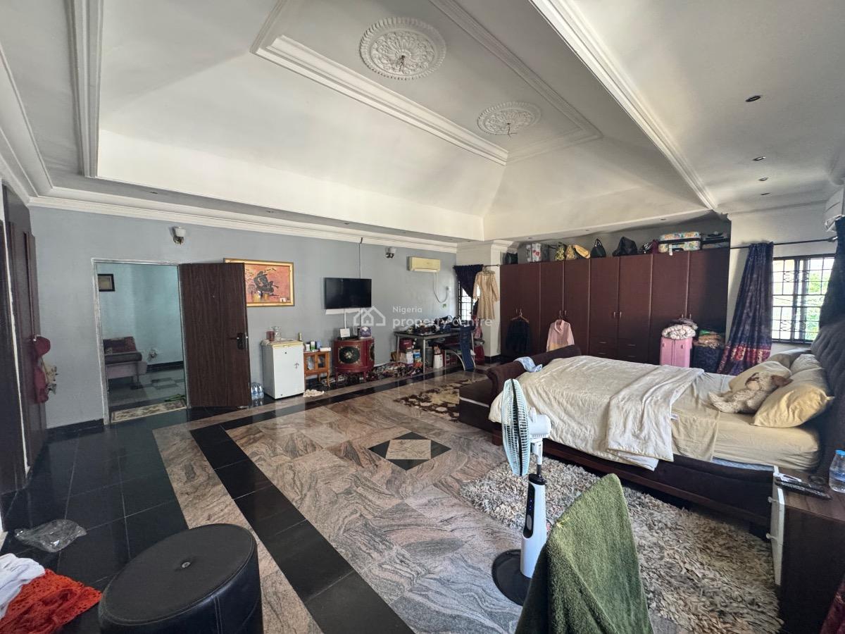 a Giveaway 4 Bedroom Semi Detached Duplex with Bq, Lekki Phase 1, Lekki, Lagos, Semi-detached Duplex for Rent