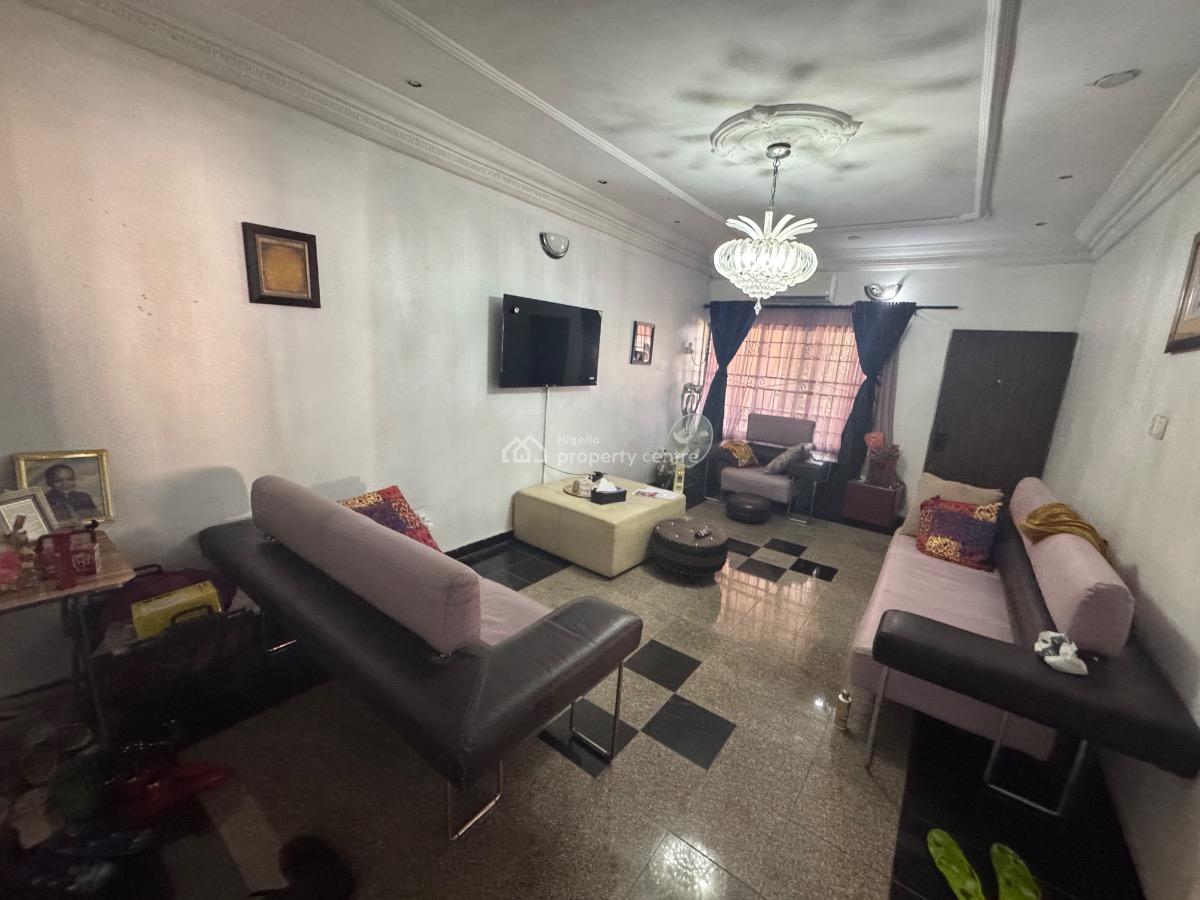 a Giveaway 4 Bedroom Semi Detached Duplex with Bq, Lekki Phase 1, Lekki, Lagos, Semi-detached Duplex for Rent