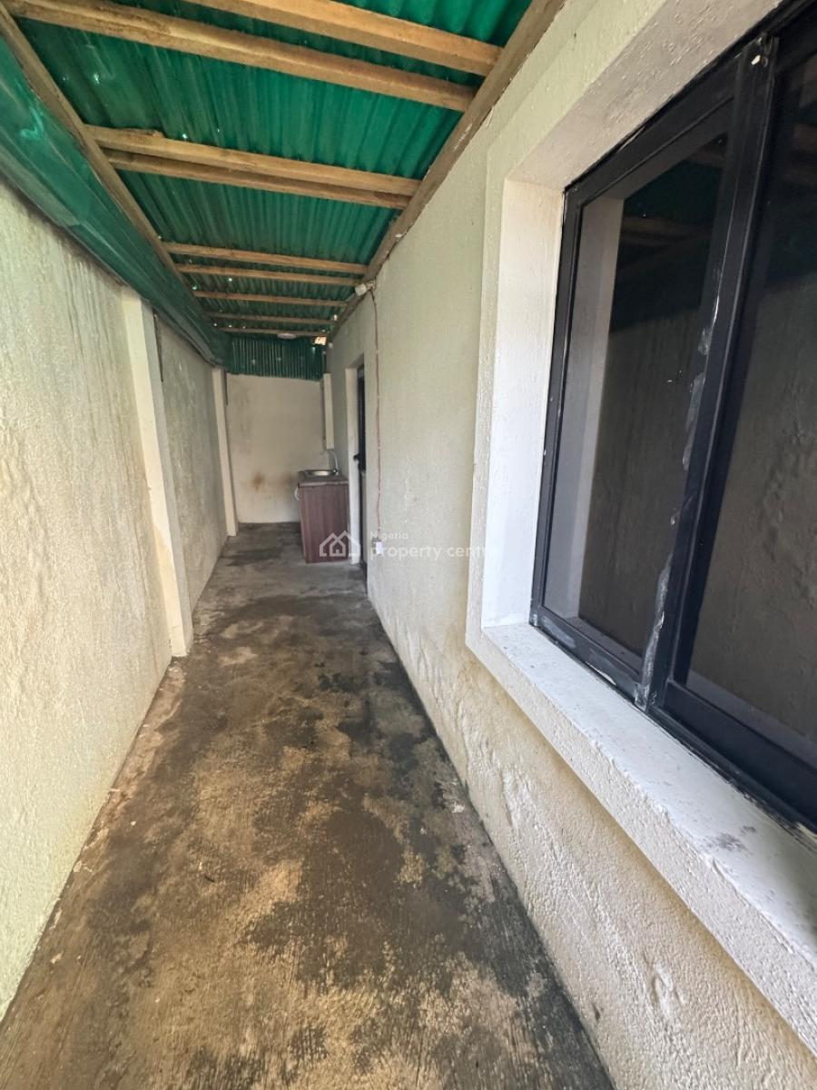 a Giveaway 4 Bedroom Semi Detached Duplex with Bq, Lekki Phase 1, Lekki, Lagos, Semi-detached Duplex for Rent