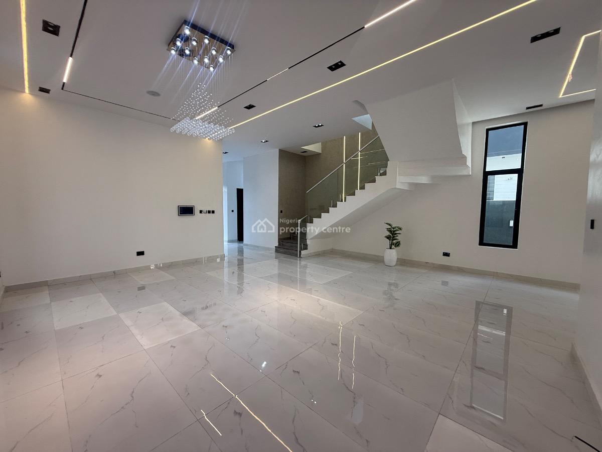 5 Bedroom Detached Available, Lekki Phase 2, Lekki, Lagos, Detached Duplex for Sale