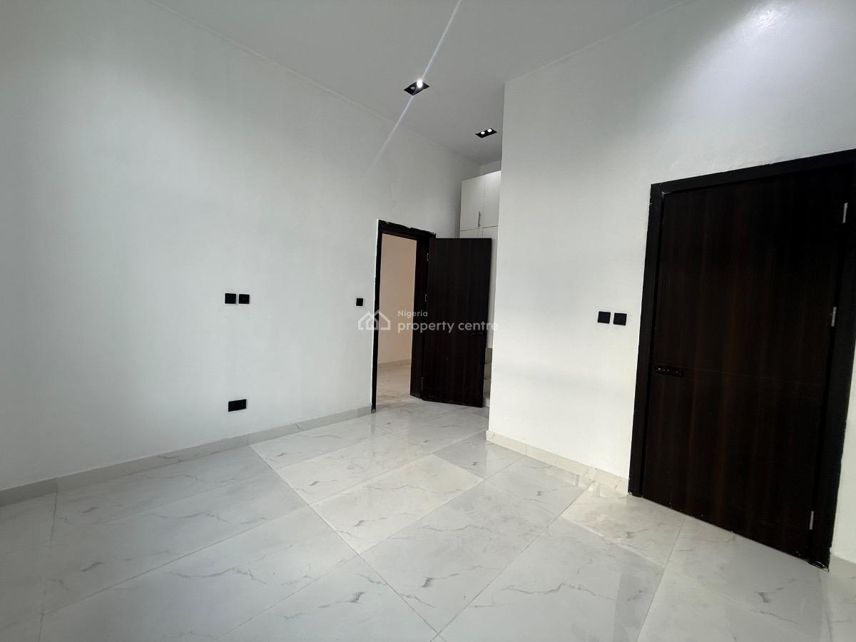 5 Bedroom Detached Available, Lekki Phase 2, Lekki, Lagos, Detached Duplex for Sale