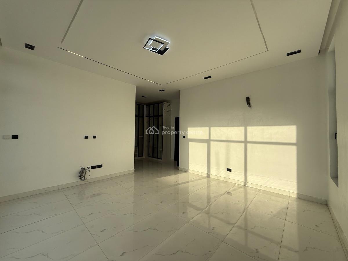 5 Bedroom Detached Available, Lekki Phase 2, Lekki, Lagos, Detached Duplex for Sale