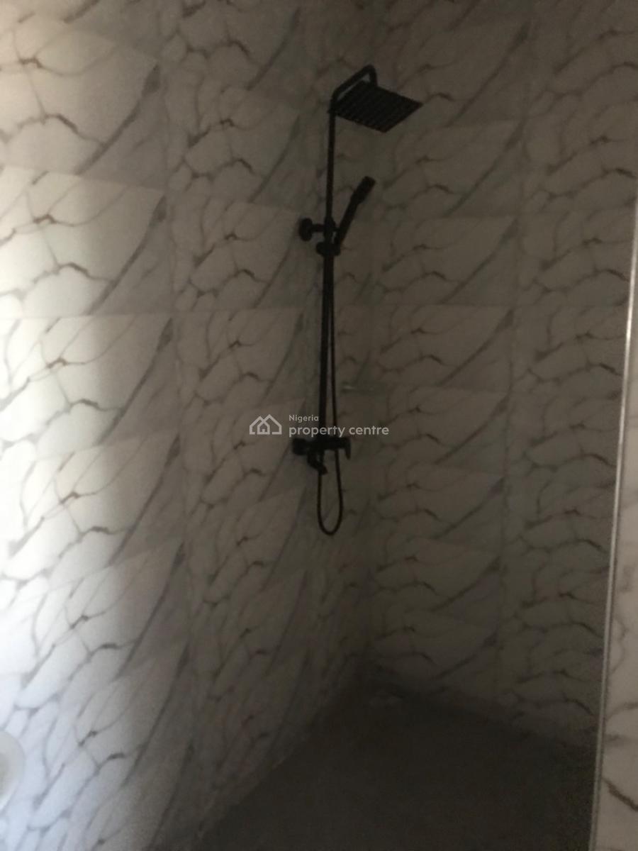 a Service 2 Bedroom Apartment, Cyberville Estate, Lekki, Lagos, Flat / Apartment for Rent