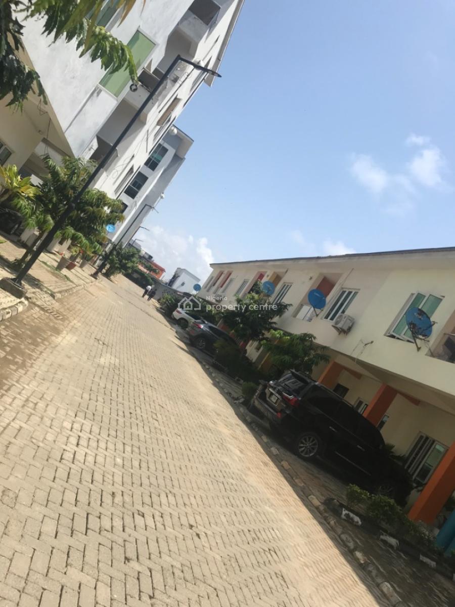 a Service 2 Bedroom Apartment, Cyberville Estate, Lekki, Lagos, Flat / Apartment for Rent