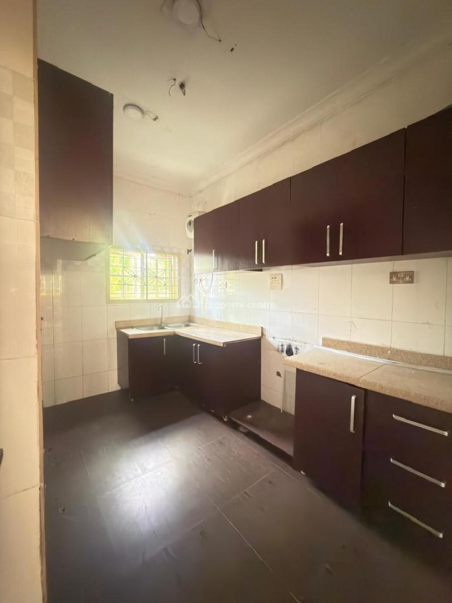 3 Bedroom Flat, Lekki Phase 1, Lekki, Lagos, Flat / Apartment for Rent