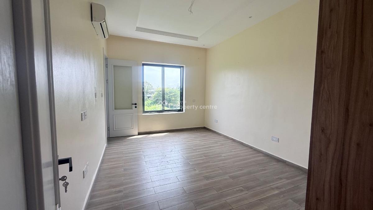 Luxury 5 Bedroom Semi Detached  with Elevator Bq, Banana Island, Ikoyi, Lagos, Semi-detached Duplex for Rent