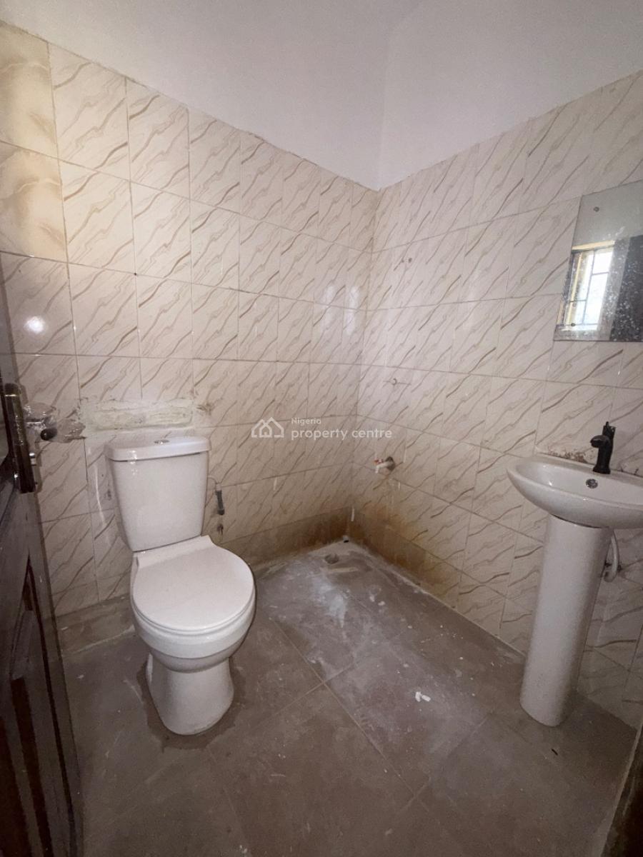 Massive 3 Bedroom Flat, Off Brown Rd, Aguda, Surulere, Lagos, Flat / Apartment for Rent
