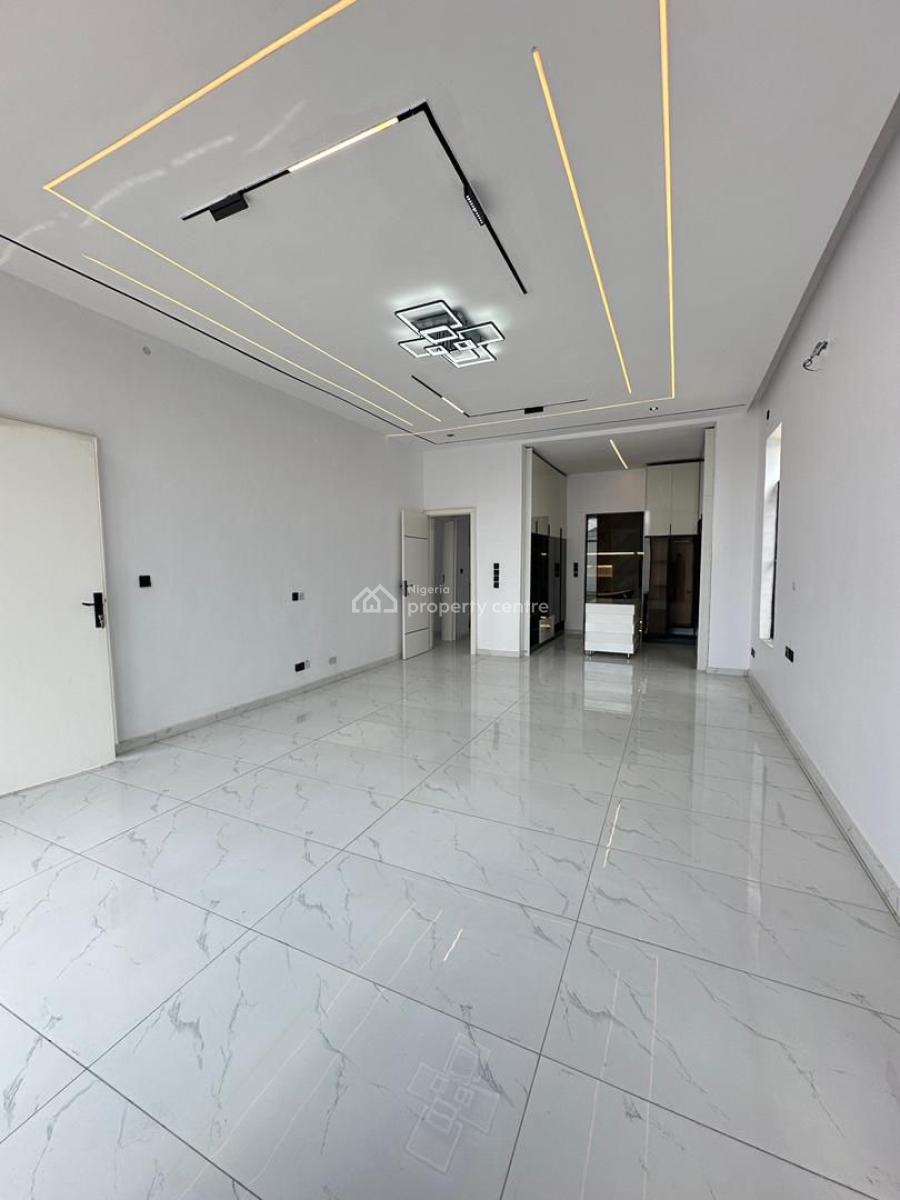 Well Built Luxury Spacious 5 Bedroom with Pool and Bq, Vgc, Lekki, Lagos, Detached Duplex for Sale