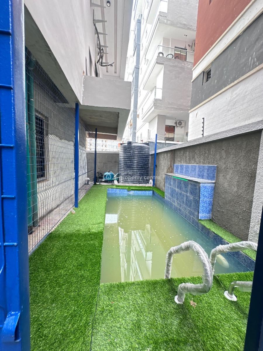 Spacious 3 Bedroom Apartment with Pool & Elevator, Lekki Phase 1, Lekki, Lagos, Flat / Apartment for Sale