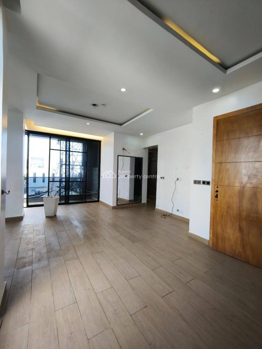 Well Maintained Luxury 4 Bedroom Duplex Plus Bq, Off Admiralty Road, Lekki, Lagos, Terraced Duplex for Rent