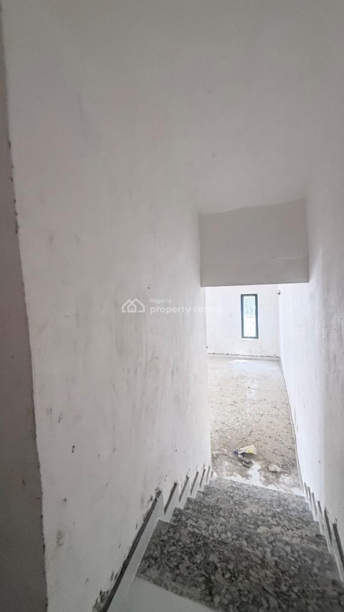 Spacious 5-bedroom Terrace Duplex  with Elevator, Banana Island, Ikoyi, Lagos, Terraced Duplex for Sale