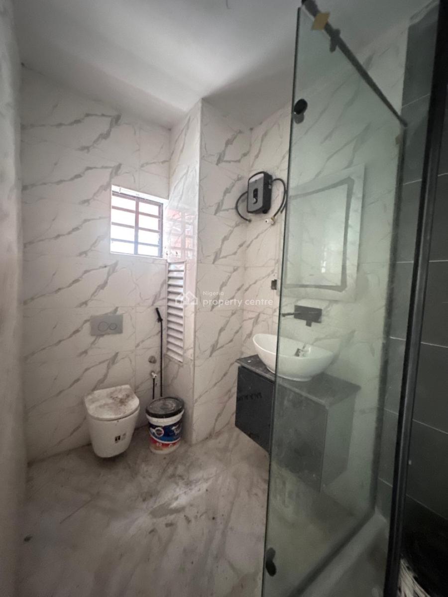 Spacious 3 Bedroom Apartment with Swimming Pool &elevation, Lekki Phase 1,lekki ,lagos , Nigeria, Lekki Phase 1, Lekki, Lagos, Flat / Apartment for Sale
